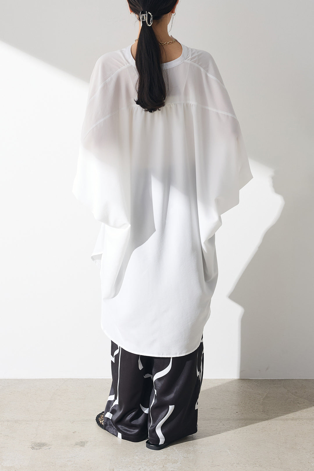 [SET]ポンチョシャツワンピース+幾何学柄サテンワイドパンツ(2set)