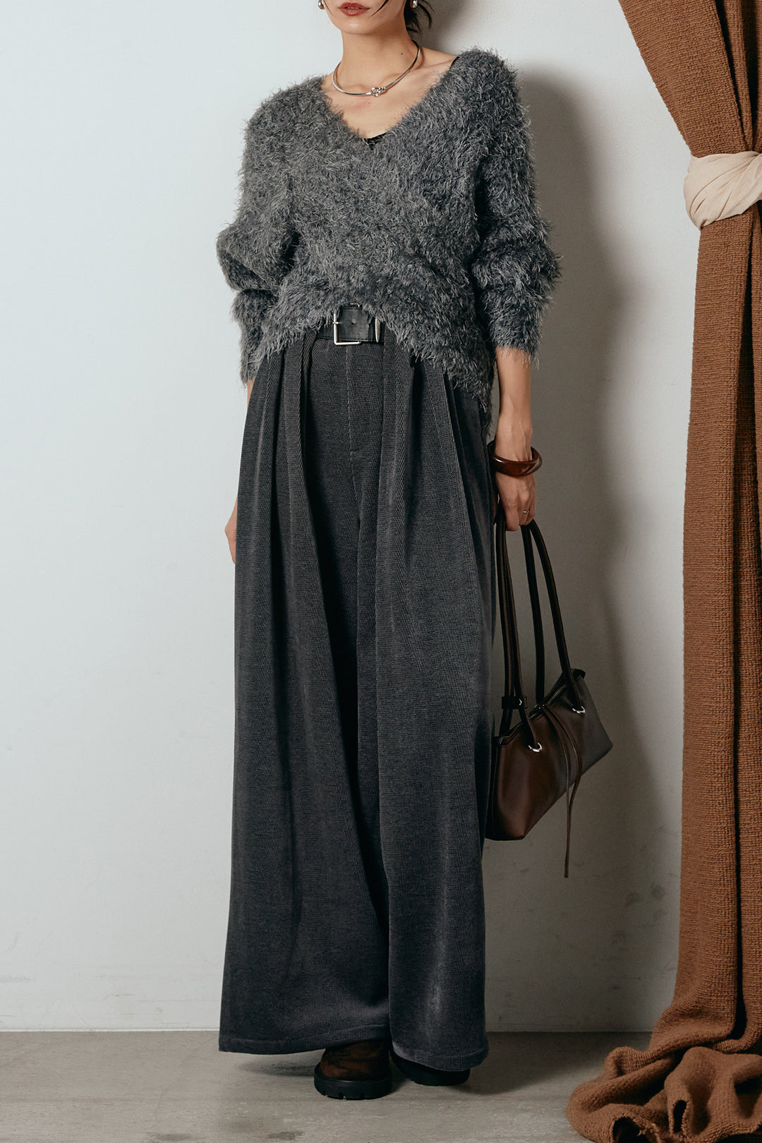 [SET]シャギークロスニットトップス+ベルトループコーデュロイワイドパンツ(2set)