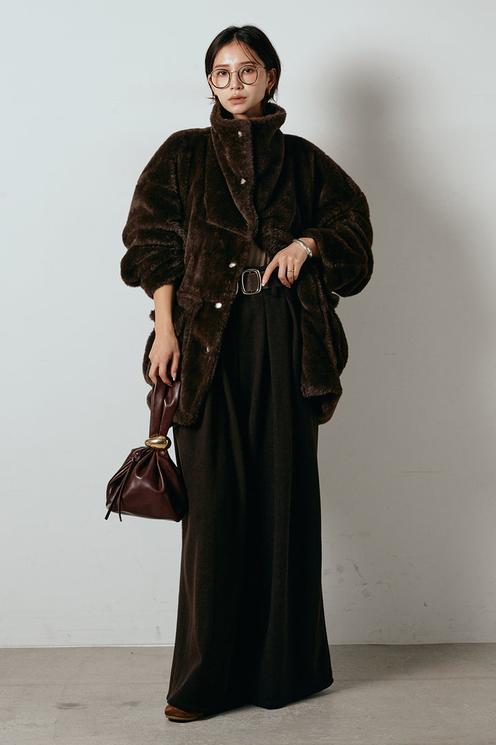 [SET]スタンドネックファーコート+フェイクレザー太ベルト付きタックワイドパンツ(2set)