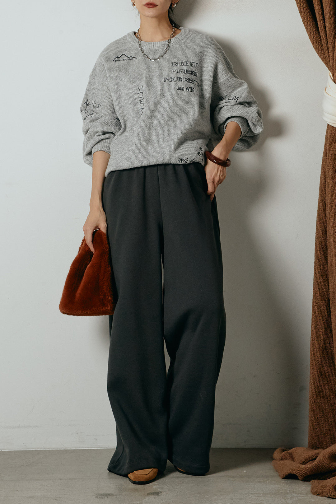 [SET]刺繍ロゴランダムデザインニットトップス+裏起毛スウェットワイドパンツ(2set)