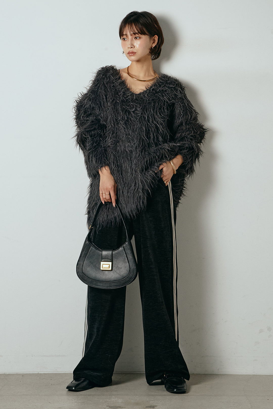 [SET]深Vネックシャギーニットトップス+リラックスサイドラインベロアワイドパンツ(2set)