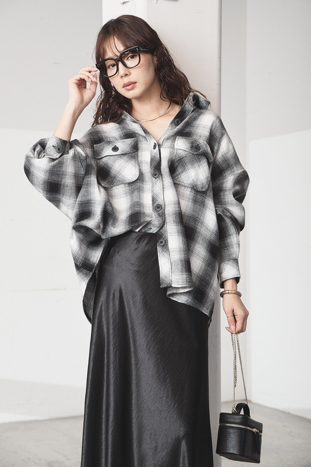 [SET]オンブレーチェックビッグシルエットCPOシャツ+裾レースデザインサテンスカート(2set)