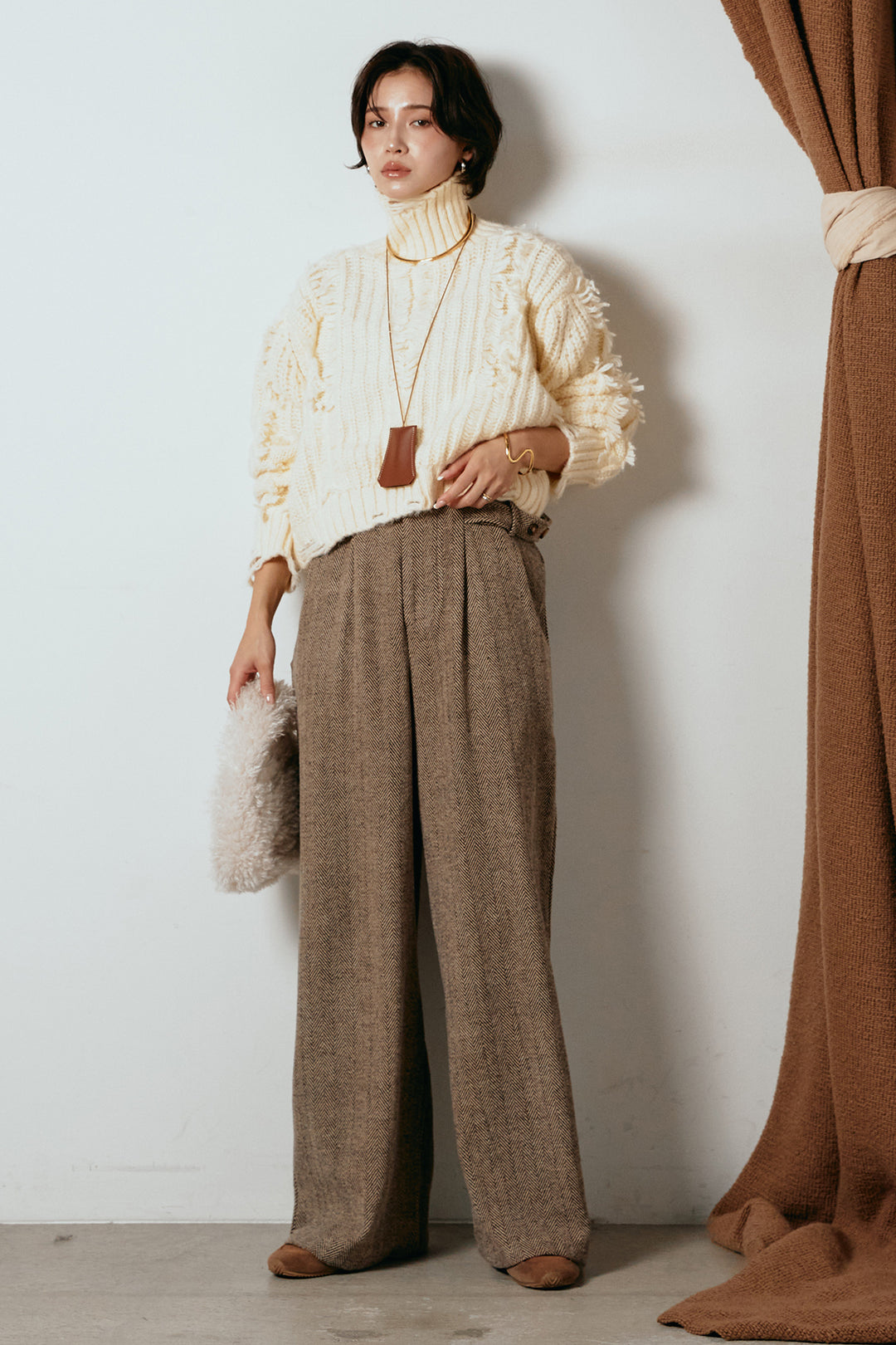 [SET]フリンジタートルショートニット+クラシックヘリンボーンサロペット(2set)