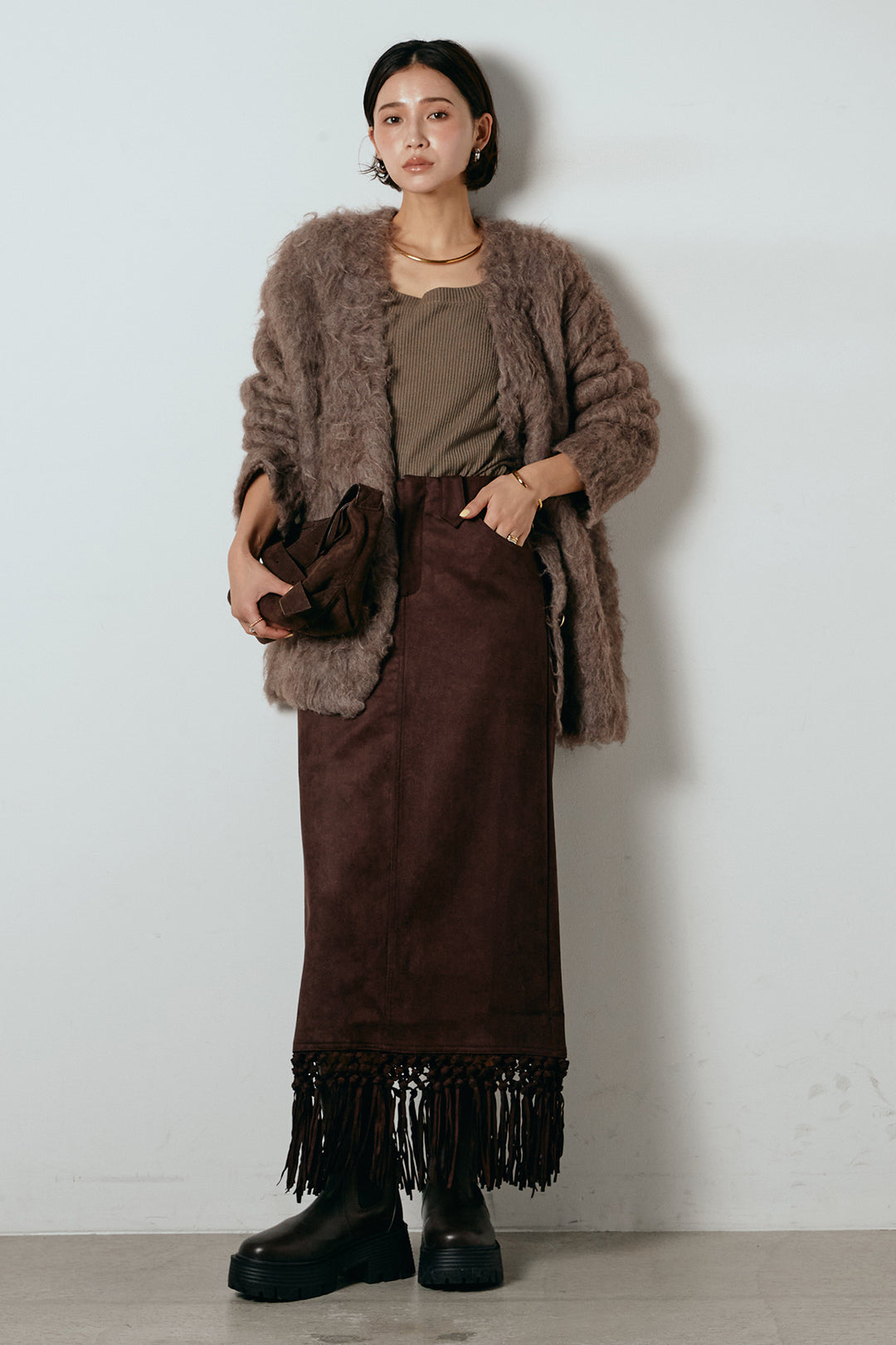 [SET]ウェーブシャギーニットジャケット+スウェードライク裾フリンジスカート(2set)