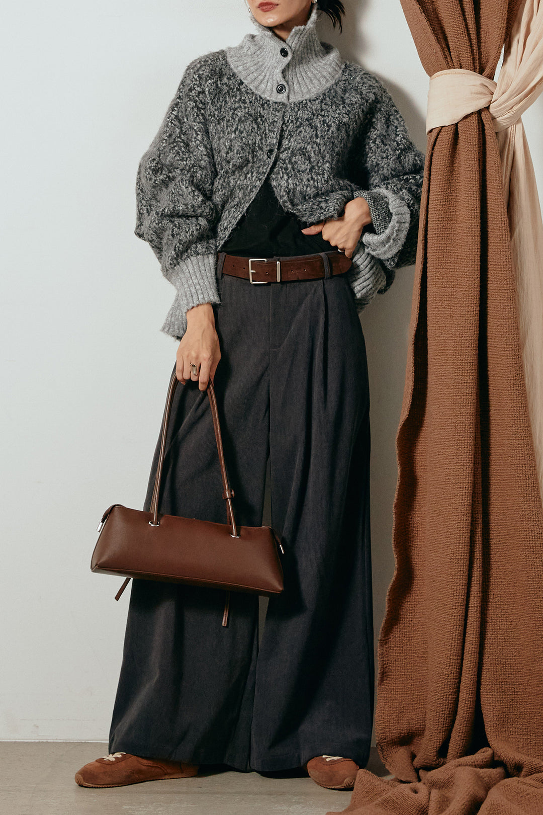 [SET]ハイネックミックスニットトップス+太ベルト付きコーデュロイタックパンツ(2set)