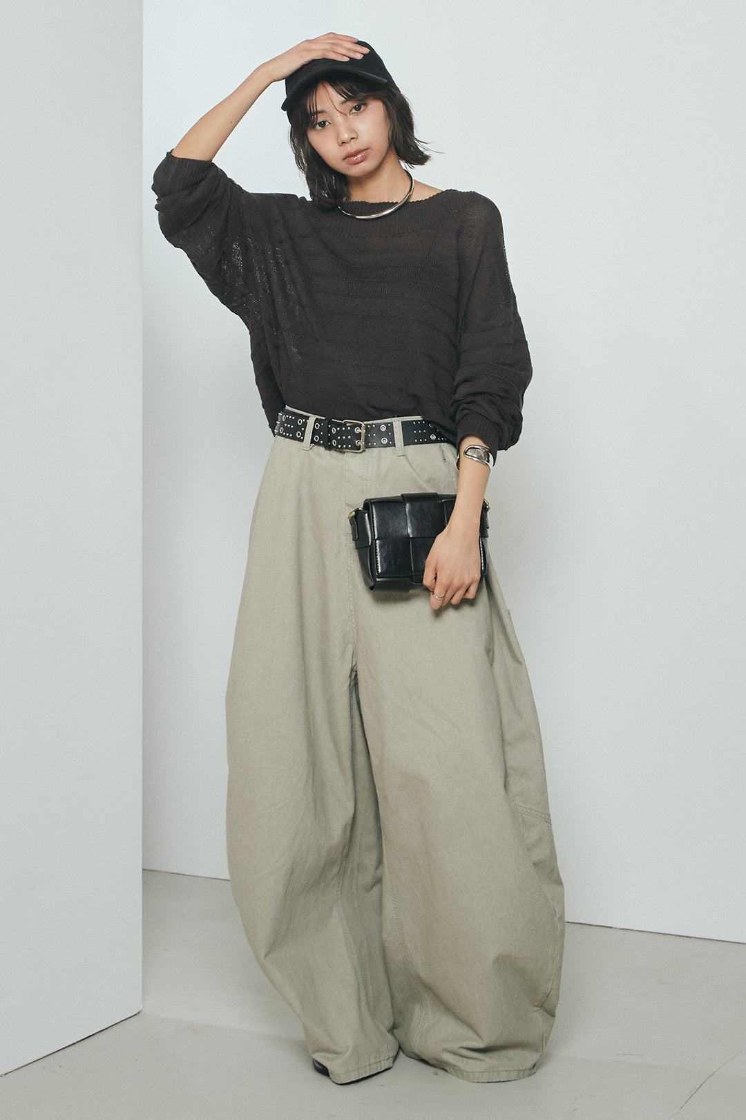 [SET]麻混リラックスニットトップス+ベルト付きカラーデニムパンツ(2set)