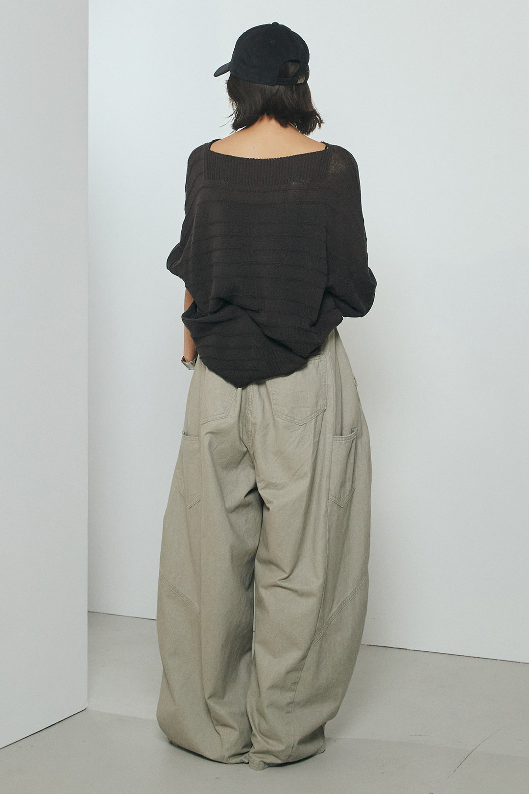 [SET]麻混リラックスニットトップス+ベルト付きカラーデニムパンツ(2set)