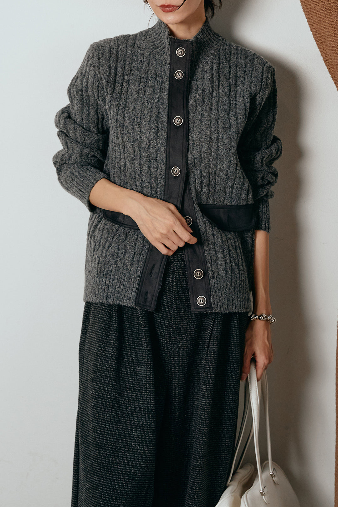 [SET]ボトルネックケーブルニットカーディガン+起毛タック入りツイードワイドパンツ(2set)