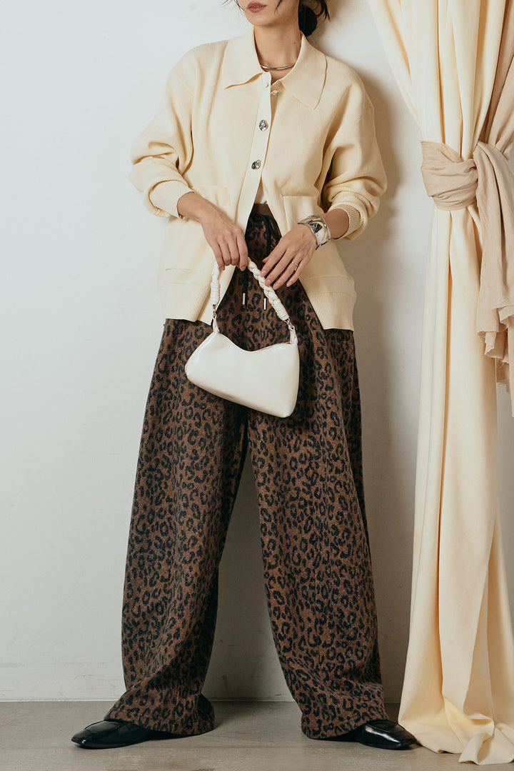 [SET]メタル釦衿付きニットカーディガン+リラックスレオパード柄ワイドパンツ(2set)