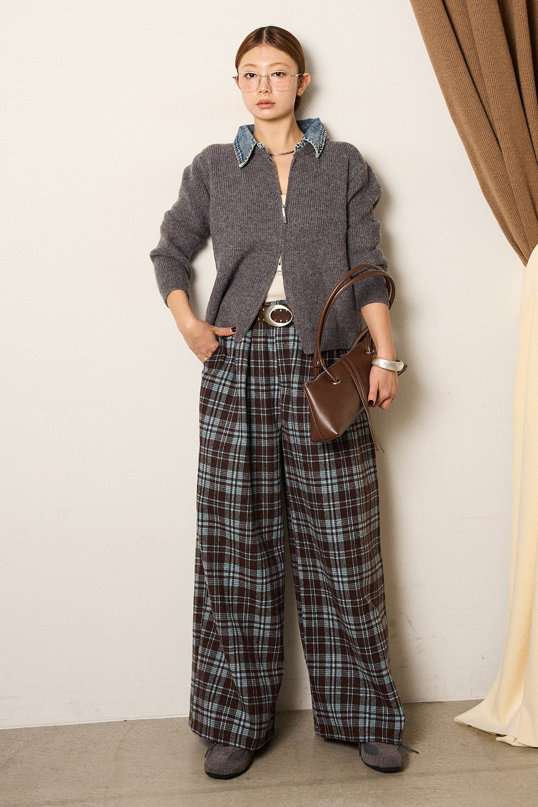 [SET]デニム襟ダブルジップニットトップス+スタッズデザインベルトタータンチェックパンツ(2set)