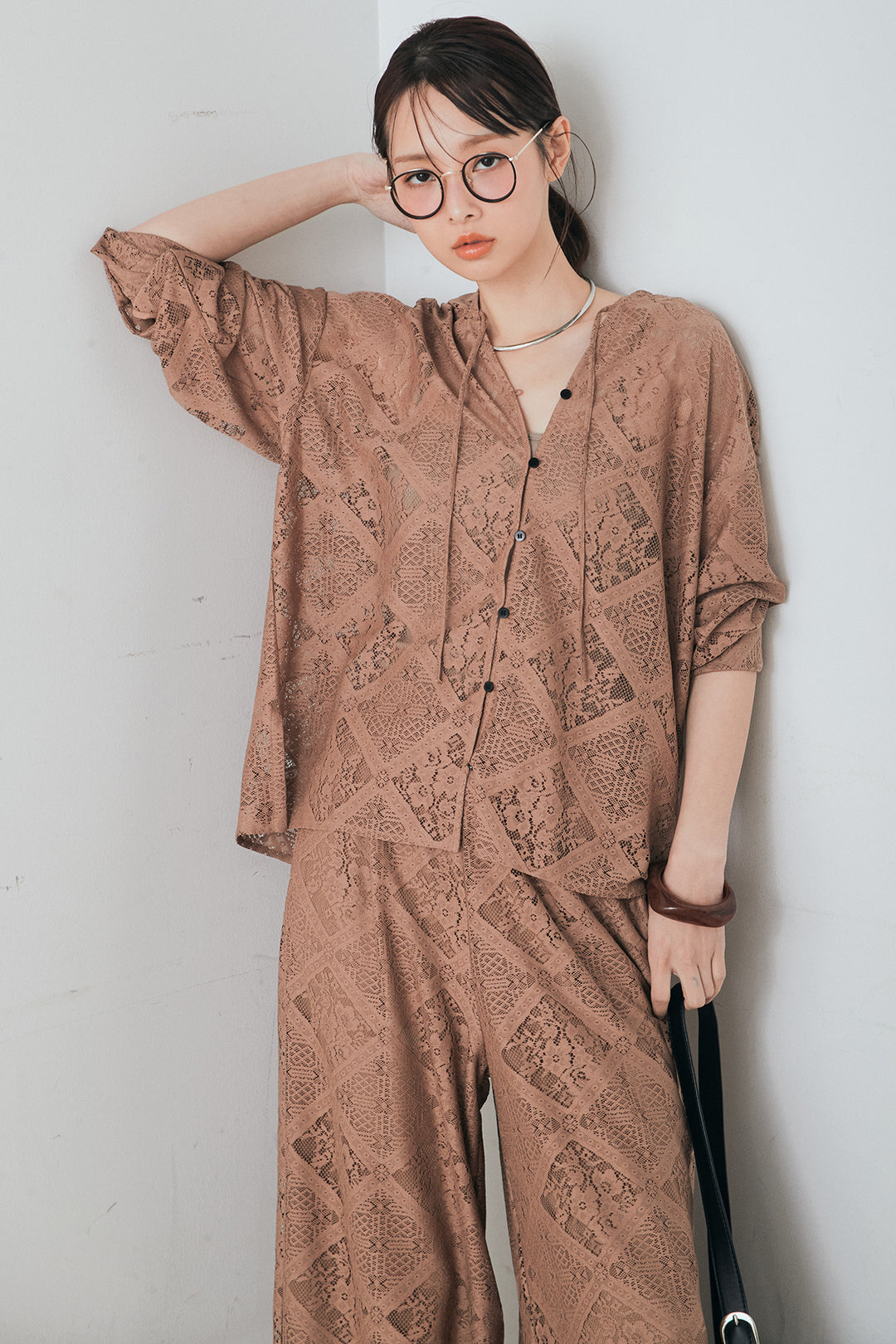 [SET]ブロックレースフード付きブラウス+リラックスブロックレースワイドパンツ(2set)