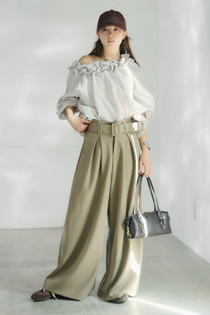 [SET]ネックフリルデザインブラウス+ベルト付きツータックワイドパンツ(2set)