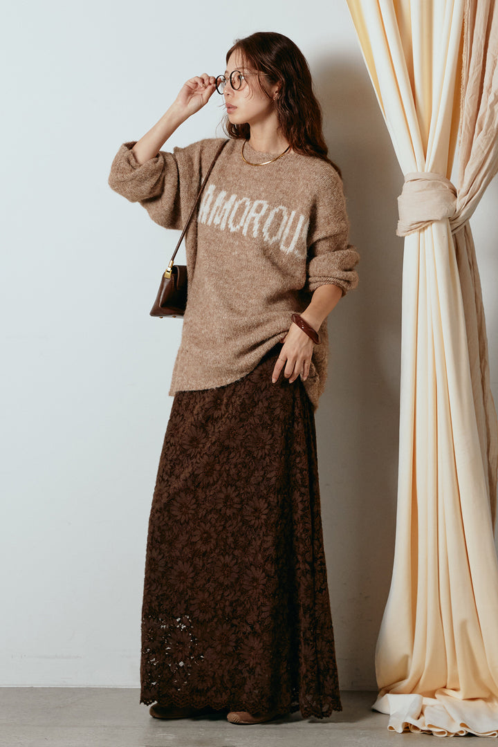 [SET]フロントロゴデザインニットトップス+花柄刺繍ベロアフレアスカート(2set)