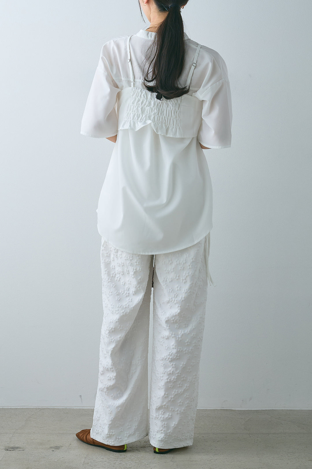 [SET]ホックビスチェ付きバンドカラーシャツ+フラワージャガードパンツ(2set)