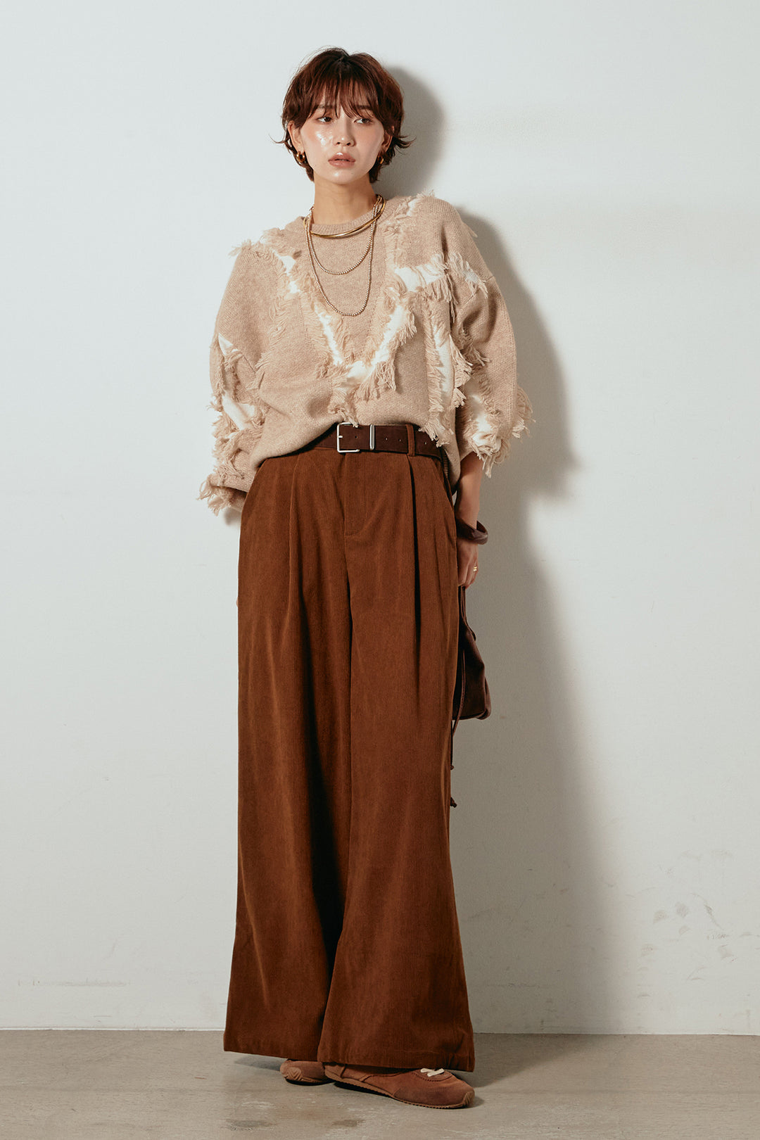 [SET]シャギージャガードニットトップス+太ベルト付きコーデュロイタックパンツ(2set)