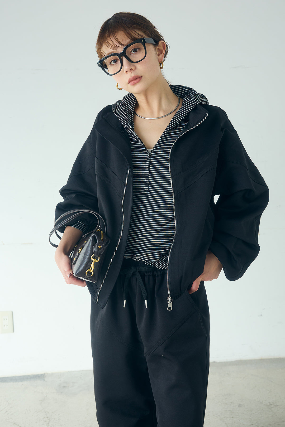 [SET]マルチ切り替えドルマンブルゾン+ランダムタックデザインワイドパンツ+ボーダーフーディーロンT(3set)