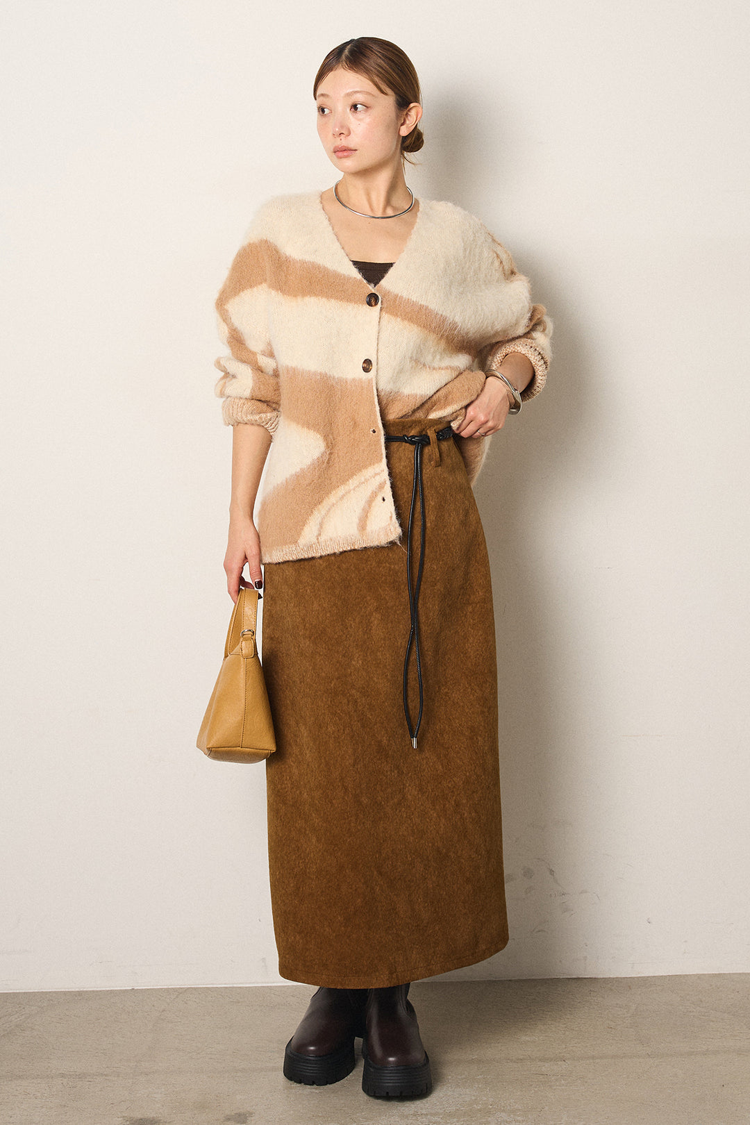 [SET]アクセントブラッシュドカーディガン+ロープベルト付きスウェード調スカート(2set)