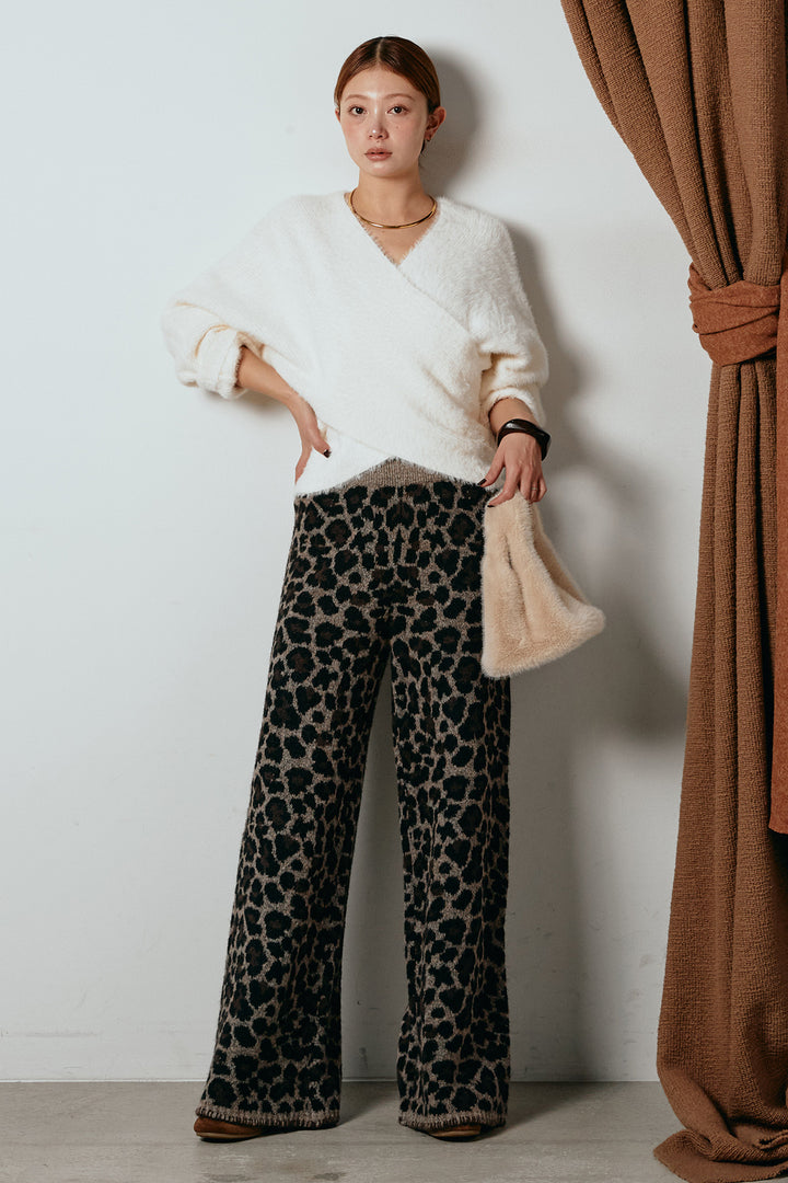 [SET]シャギーカシュクールニットトップス+リラックスレオパード柄ニットパンツ(2set)