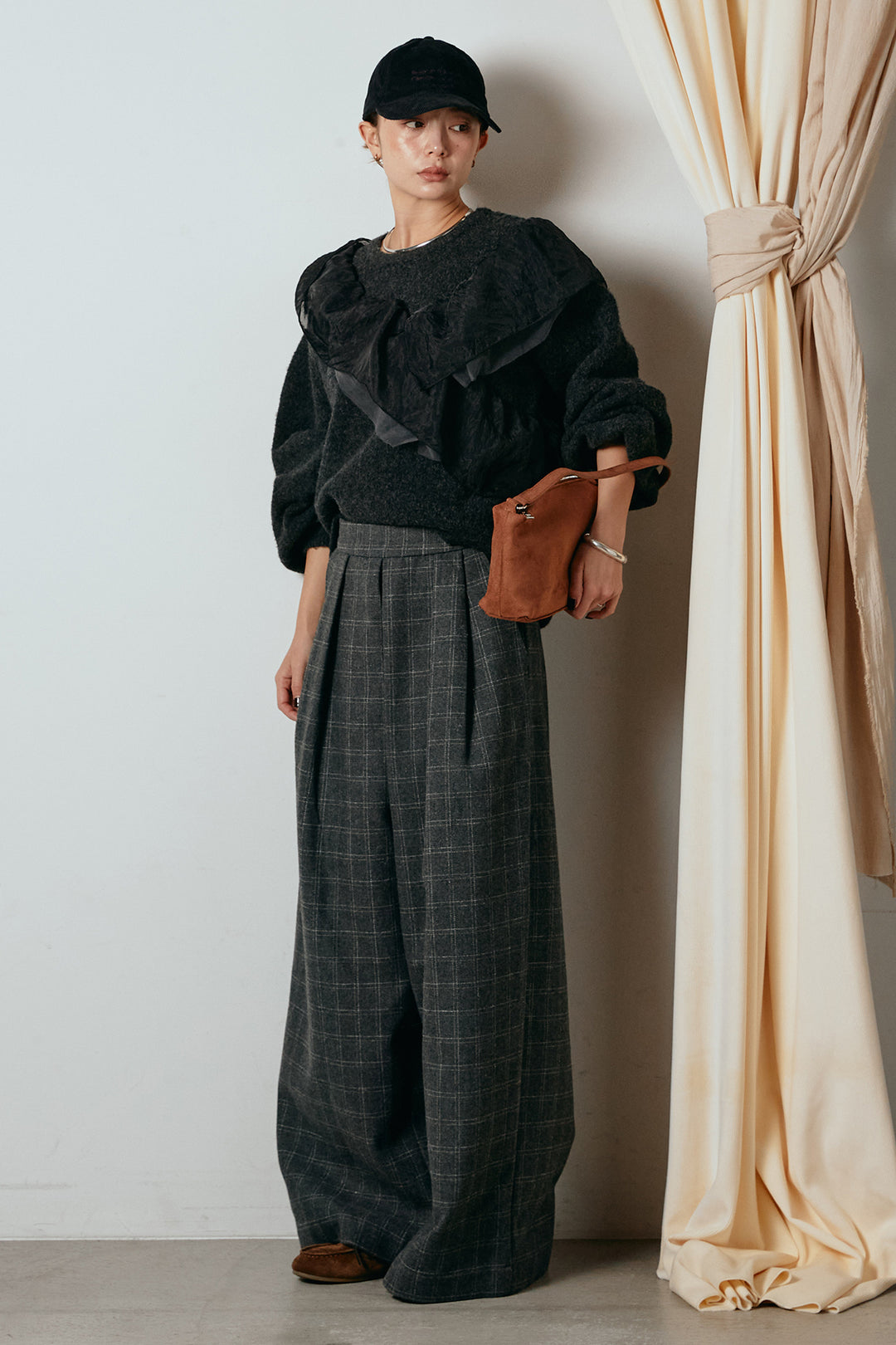 [SET]アシンメトリーフリルニットトップス+ウールライクチェックタックパンツ(2set)