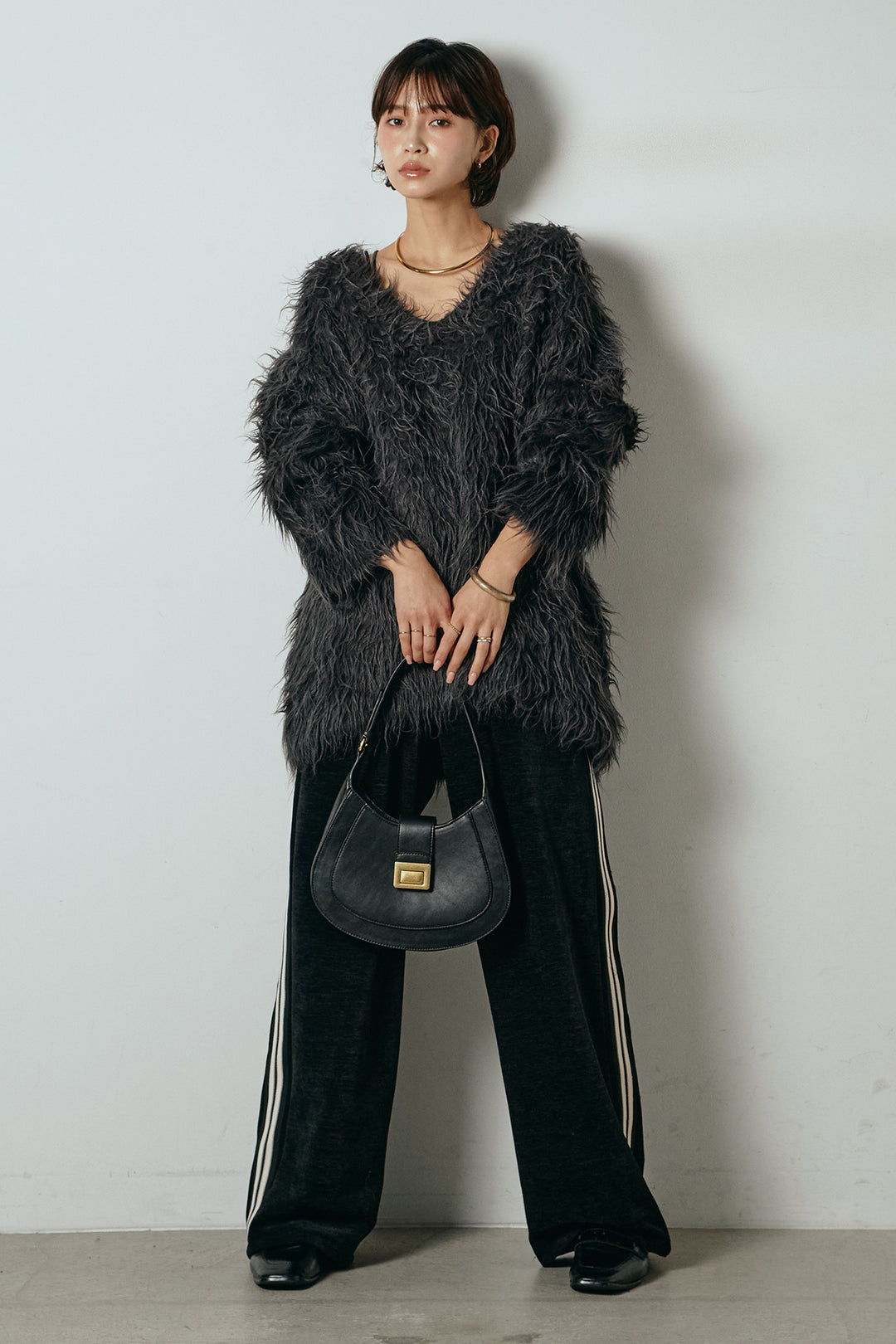 [SET]深Vネックシャギーニットトップス+リラックスサイドラインベロアワイドパンツ(2set)