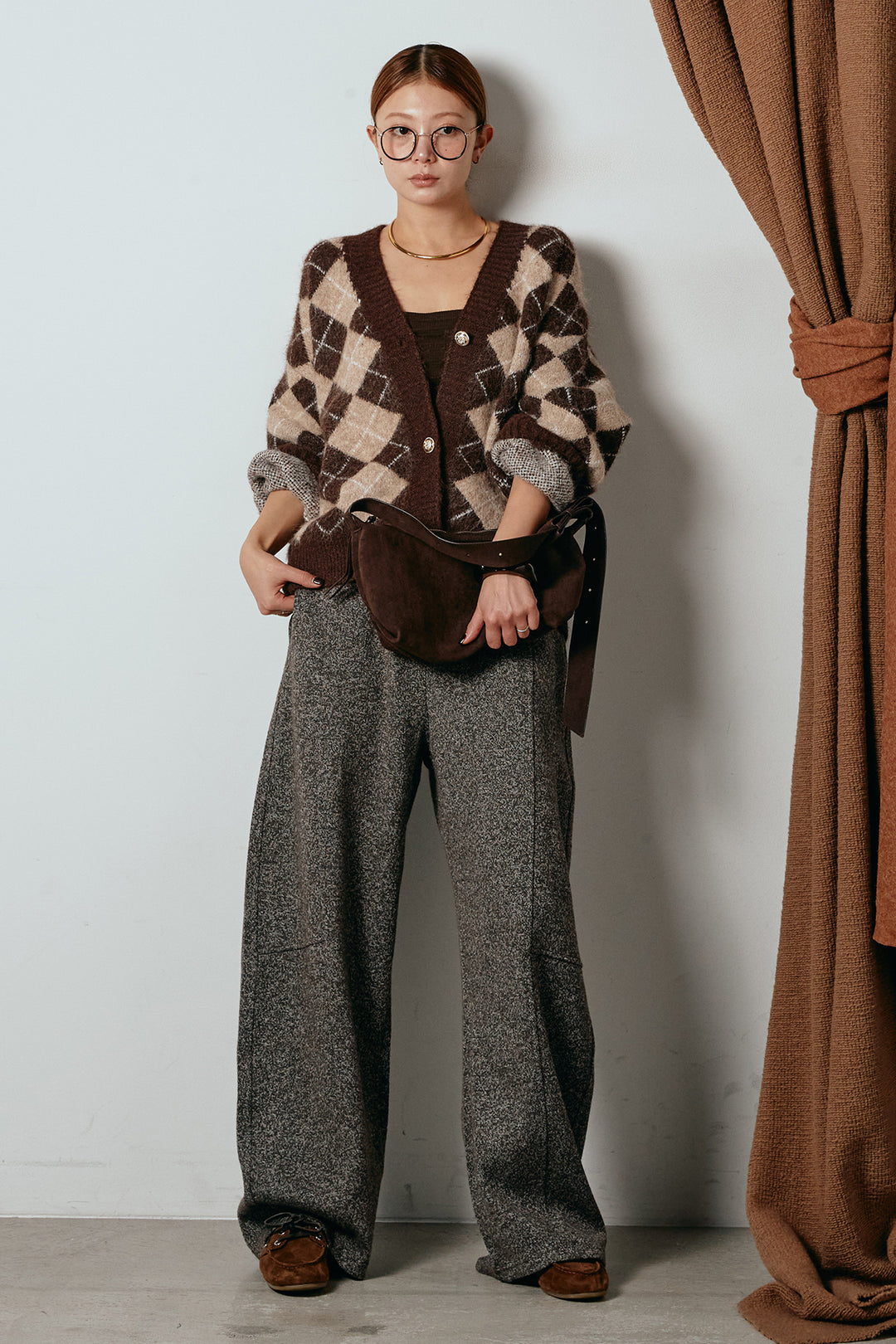 [SET]オーバーサイズ総柄Vネックニットカーディガン+杢ニットフレアパンツ(2set)