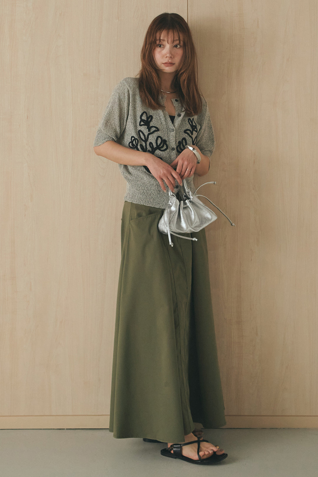 [SET]フロントテープデザイン半袖カーディガン+ミリタリーツイルタックフレアスカート(2set)