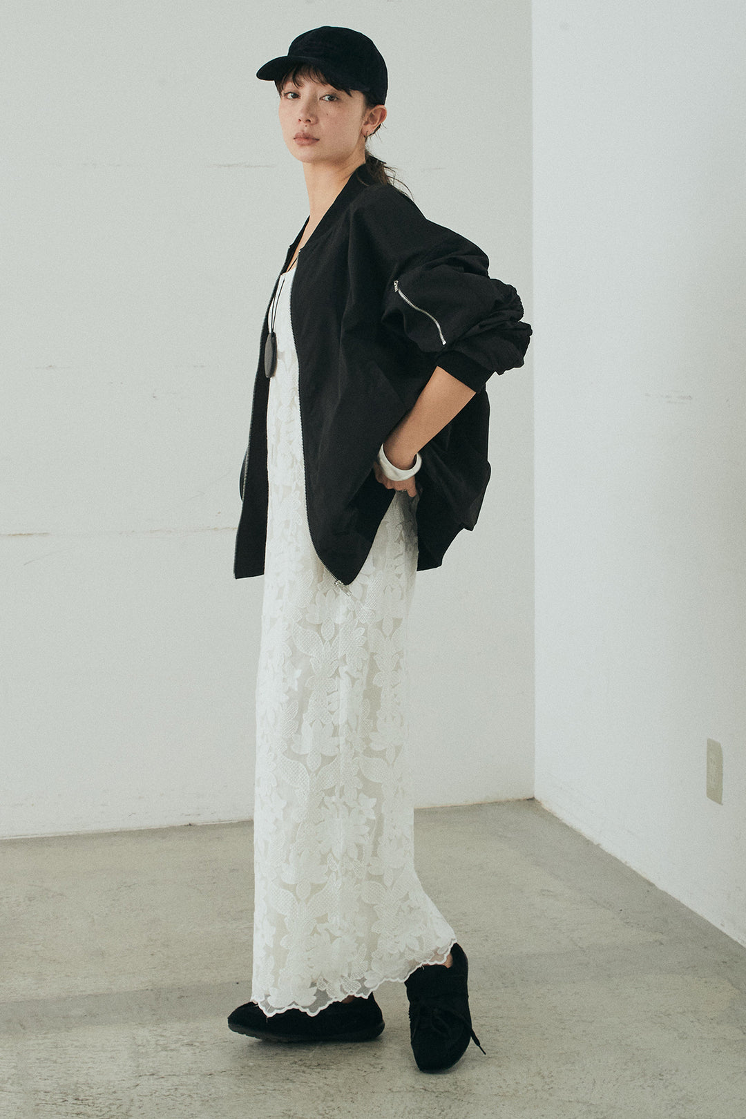 [SET]袖シャーリングオーバーサイズMA1+総レースキャミワンピース(2set)