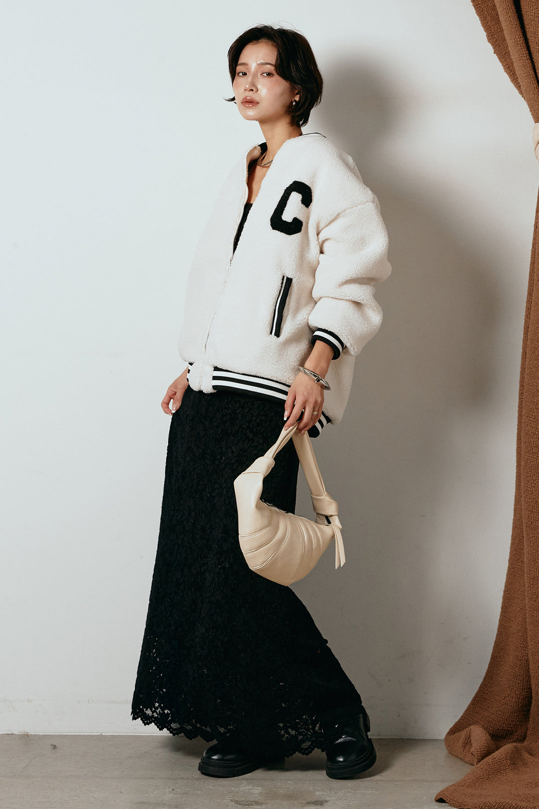 [SET]ロゴスタジャンボアブルゾン+花柄刺繍ベロアフレアスカート(2set)