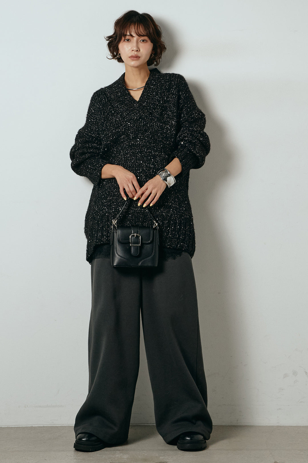 [SET]Vネックラメニットトップス+裏起毛スウェットワイドパンツ+レース切り替えキャミソール(3set)