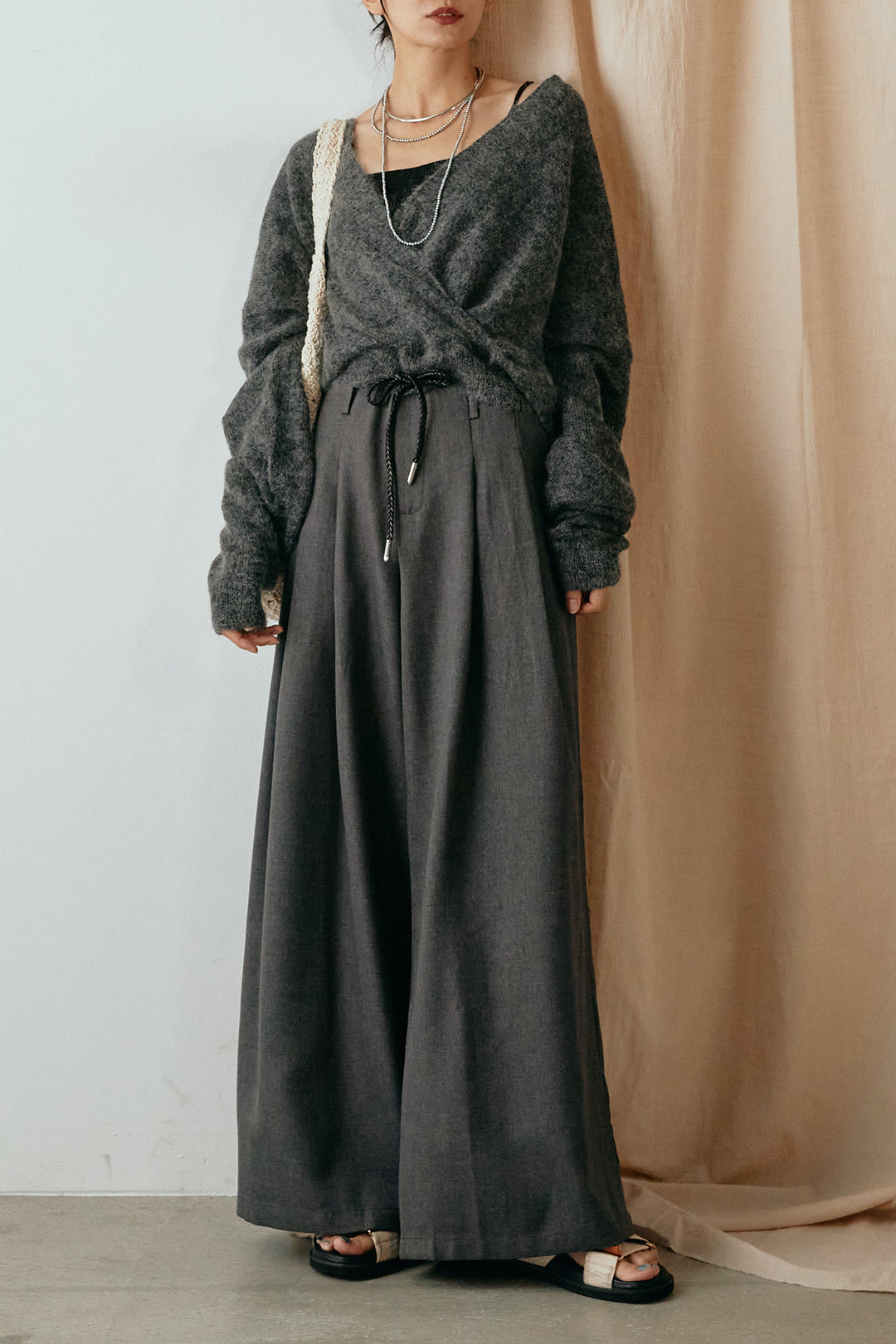 [SET]カシュクールデザインニット+細ベルト付きワイドパンツ(2set)