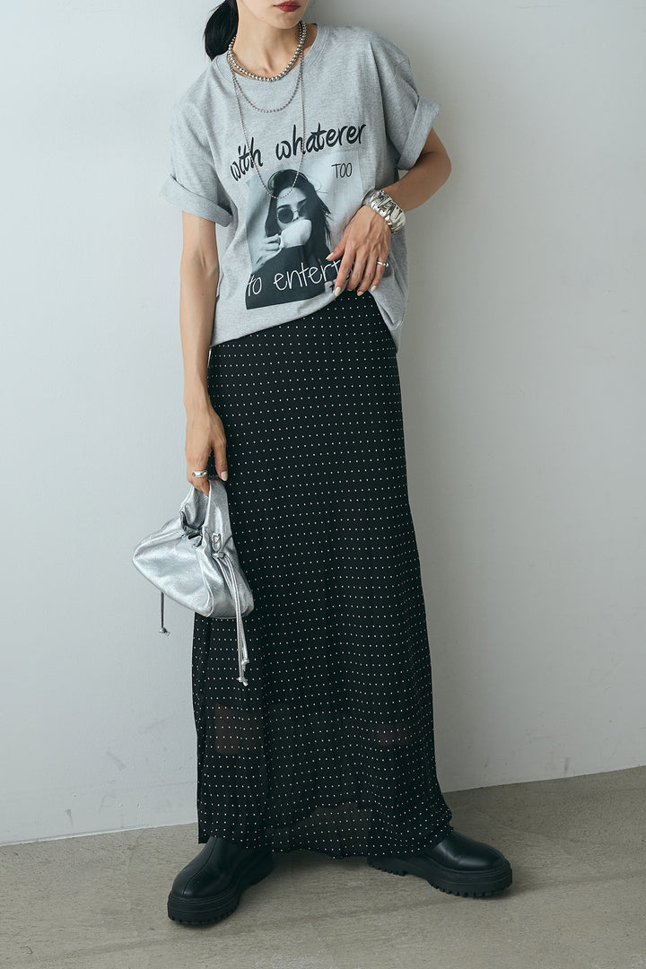 [SET]モノトーンフォトプリントTシャツ+マルチ柄シアースカート(2set)