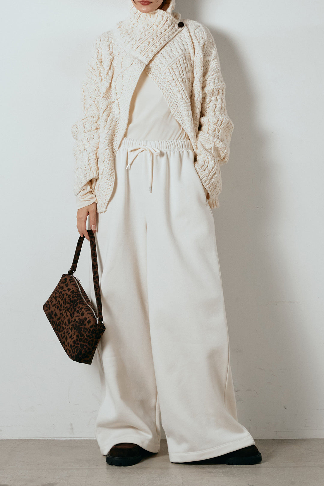 [SET]ビッグカラーケーブル編みニットトップス+裏起毛スウェットワイドパンツ(2set)