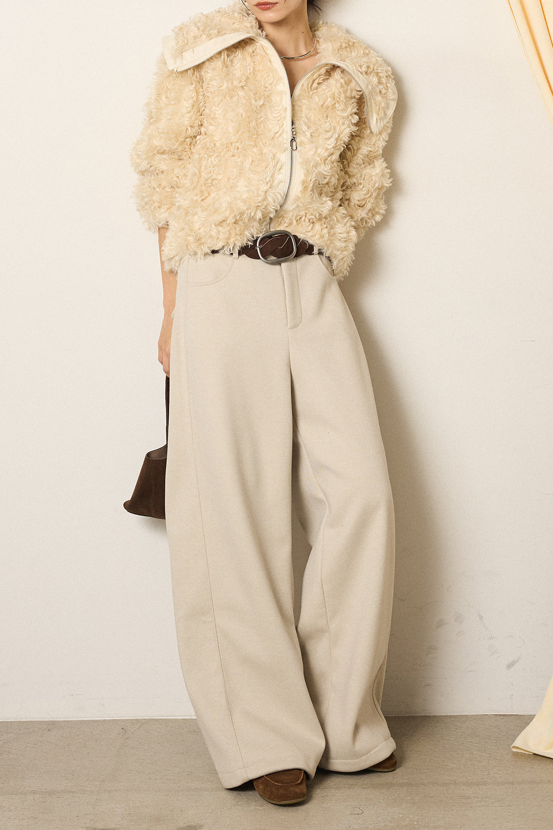 [SET]ビッグカラープードルボアアウター+編みベルト付きワイドパンツ(2set)