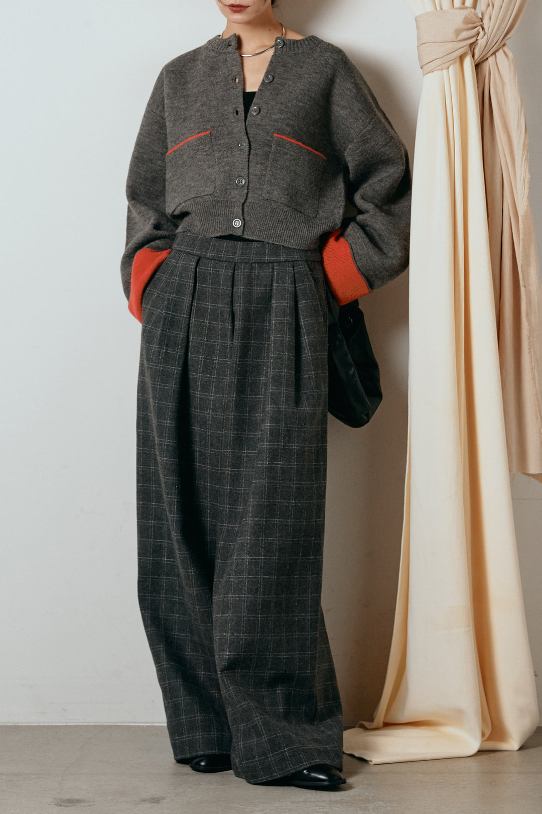 [SET]アルパカタッチダブルフェイスカーディガン+ウールライクチェックタックパンツ(2set)