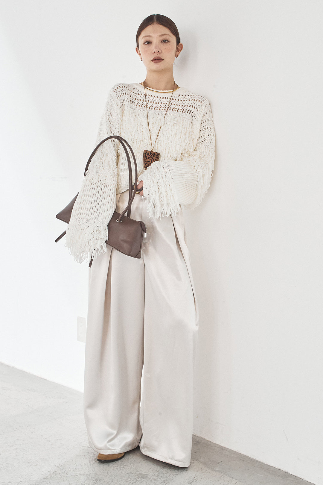 [SET]メッシュフリンジ切り替えプルオーバー+サテンタックワイドパンツ(2set)