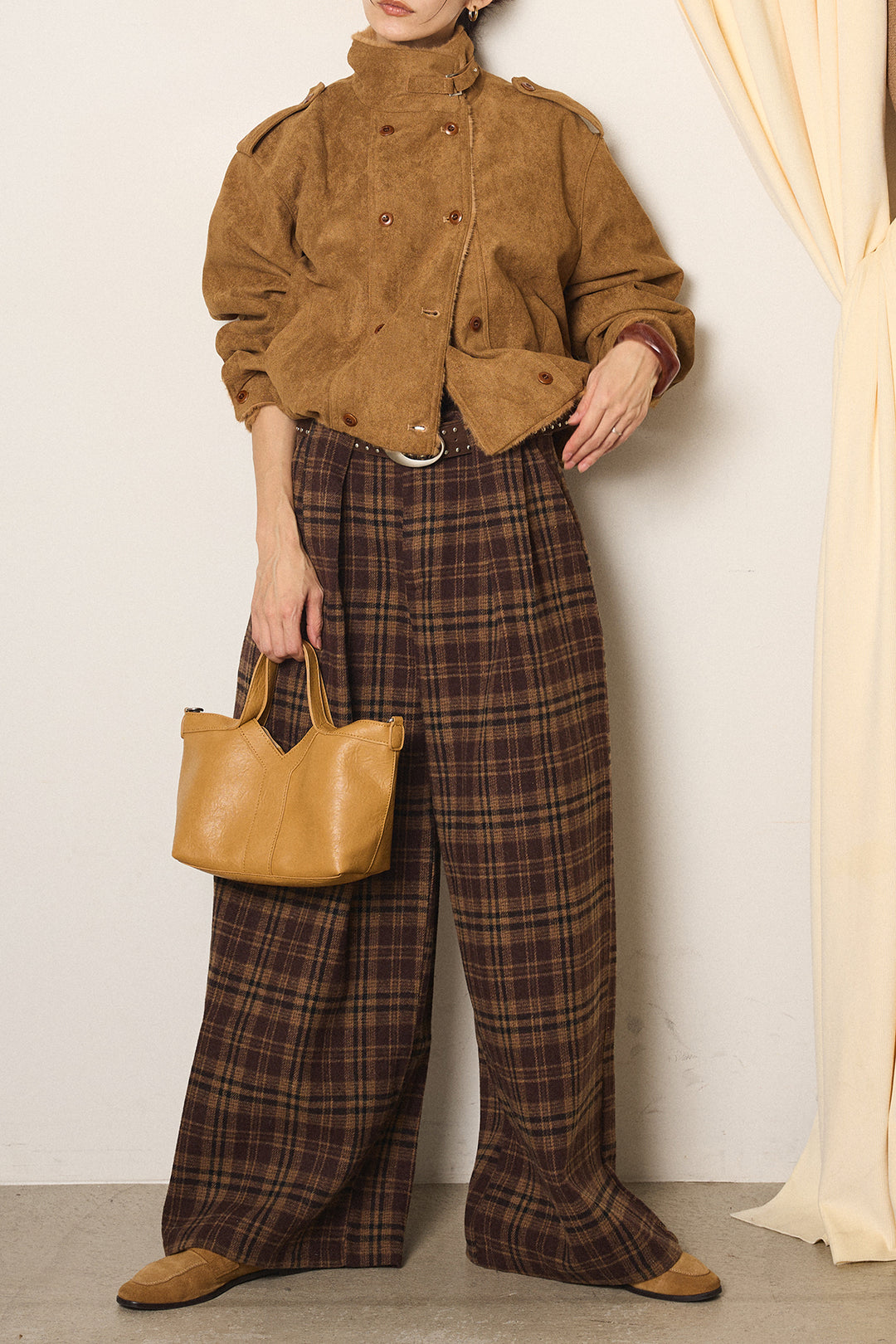 [SET]スタンド襟スウェードライクアウター+スタッズデザインベルトタータンチェックパンツ(2set)
