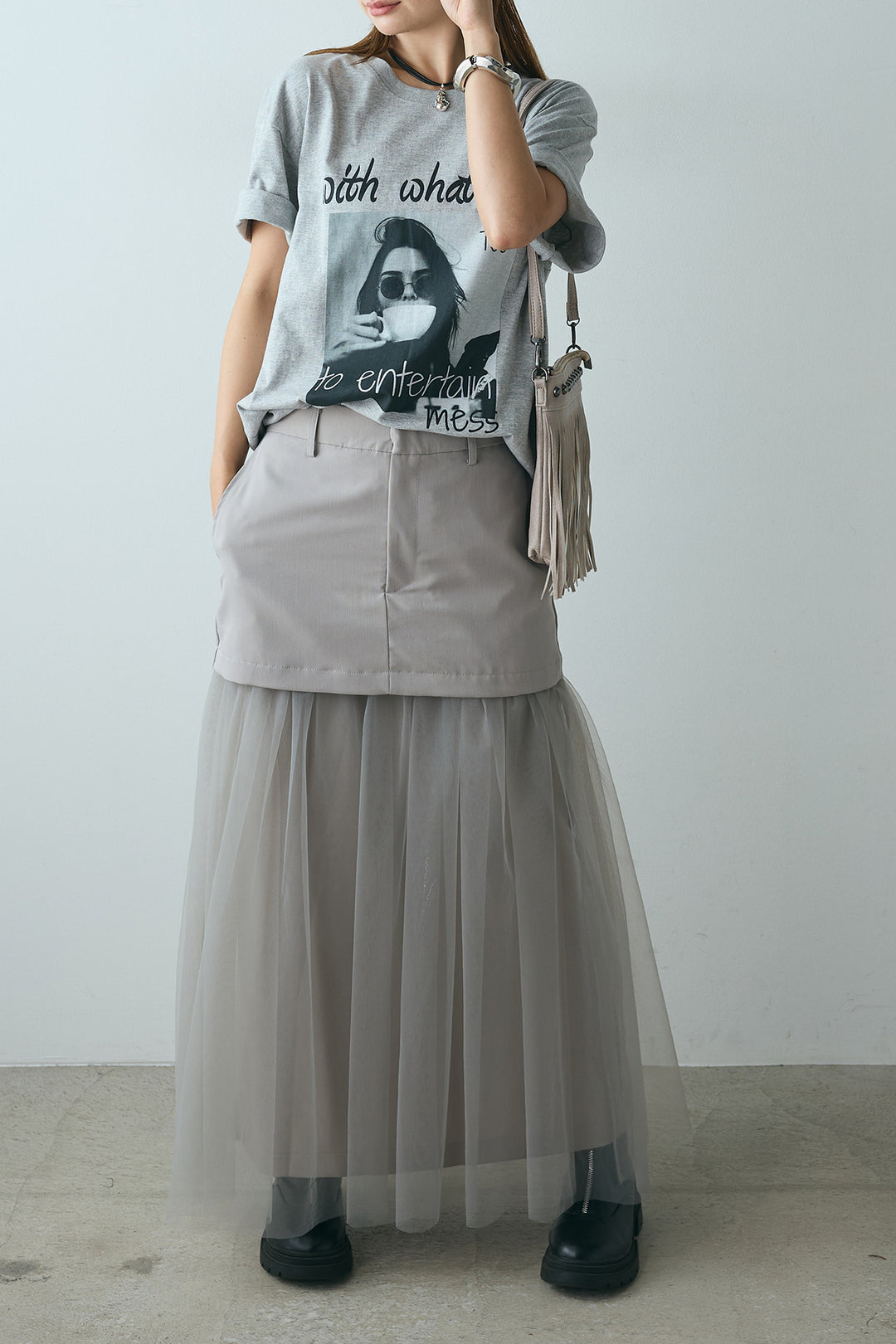 [SET]モノトーンフォトプリントTシャツ+切り替えデザインボリュームチュールスカート(2set)
