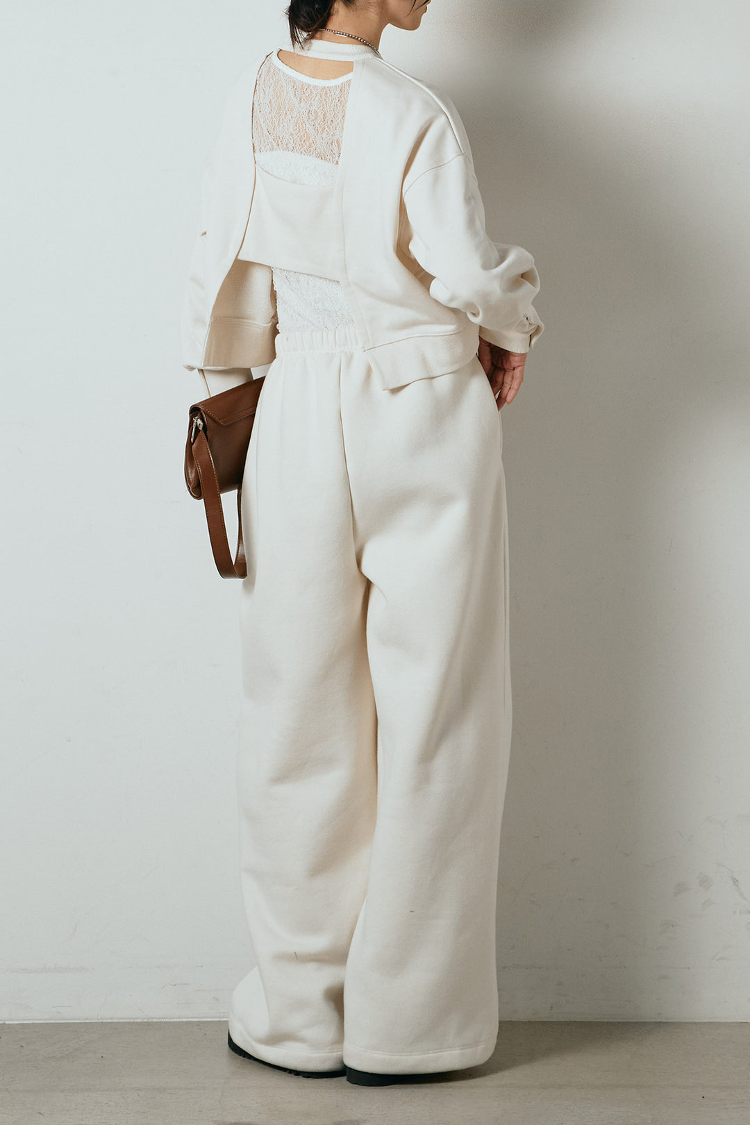 [SET]裏毛バックオープンプルオーバー+ストレッチレースクルーネックインナー+裏起毛スウェットワイドパンツ(3set)