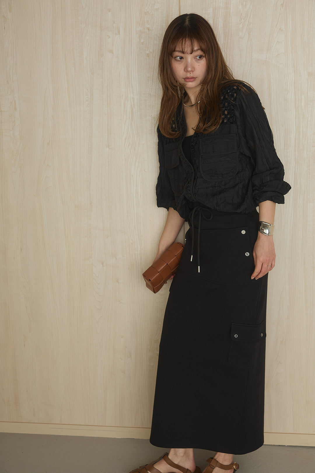 [SET]異素材切替シアーメッシュカーディガン+ドットボタン付きカットタイトスカート(2set)