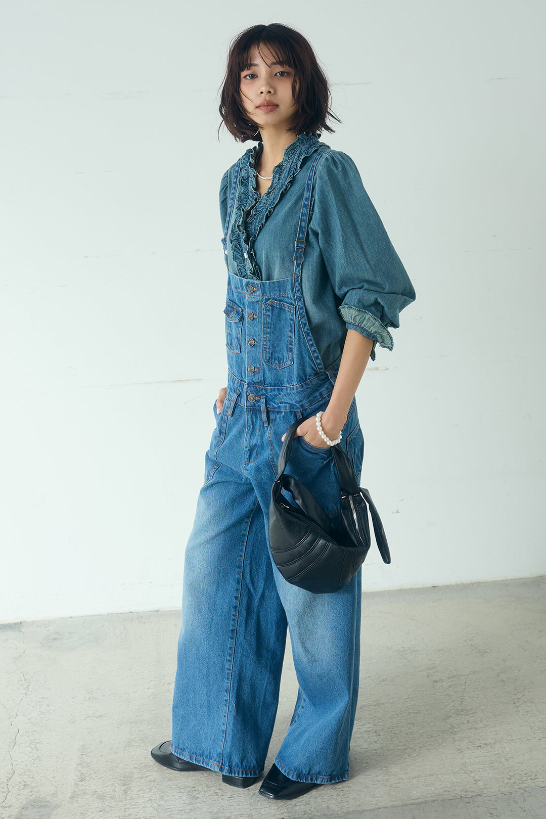[SET]Vネックデニムフリルトップス+デニムサロペットワイドパンツ(2set)
