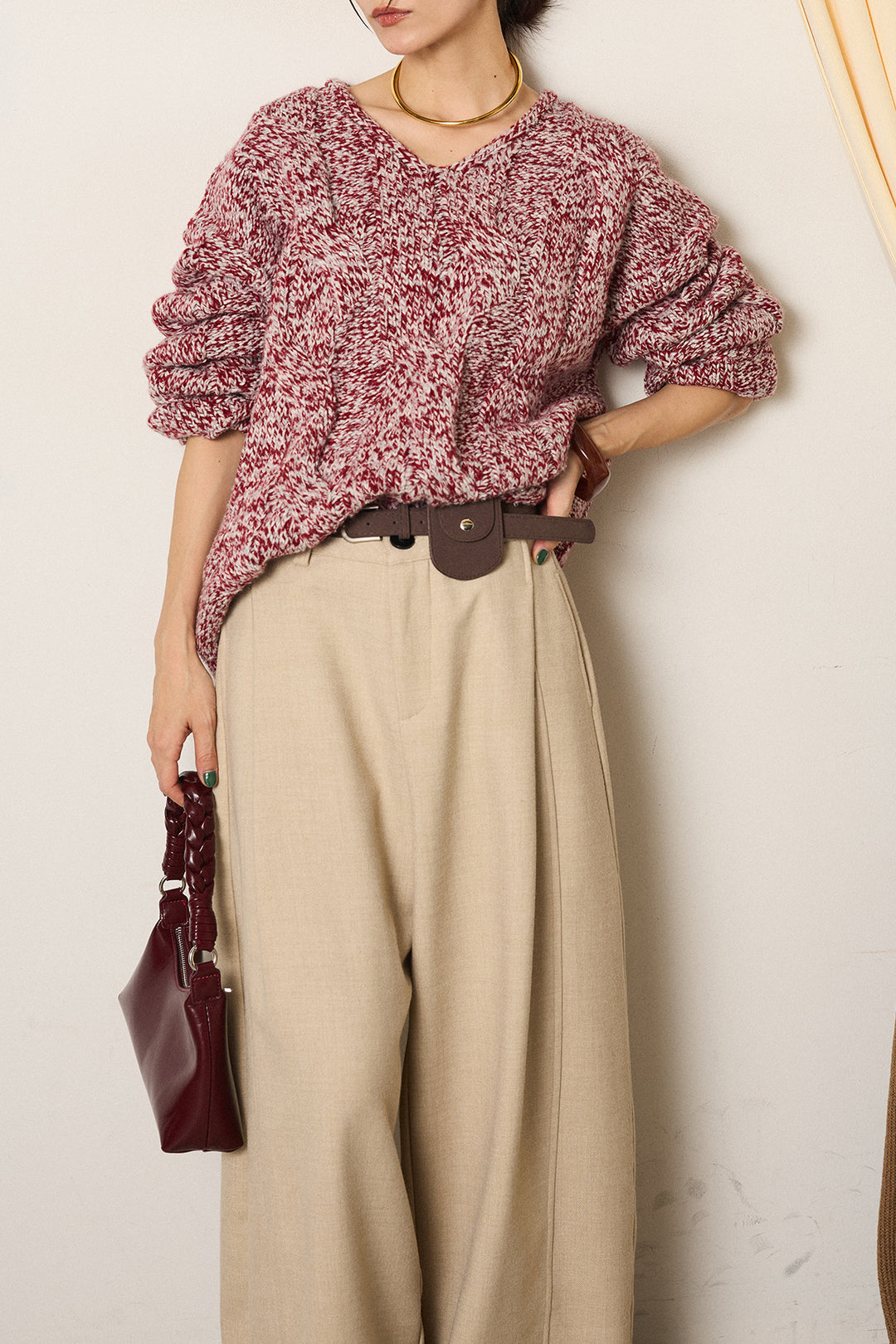 [SET]Vネックミックス編みニットトップス+ポーチベルト付きカーブパンツ(2set)