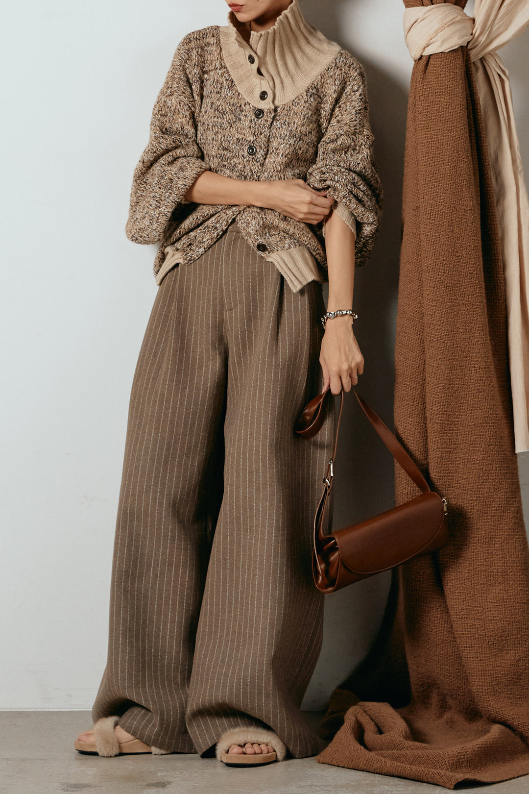 [SET]ハイネックミックスニットカーディガン+ウールライクストライプパンツ(2set)