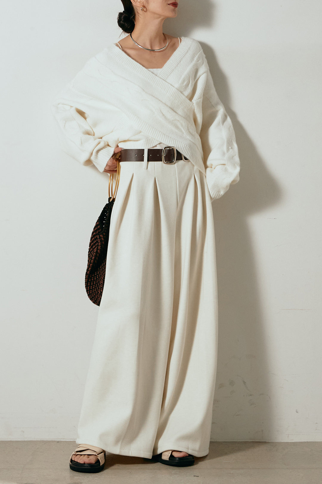 [SET]ケーブルカシュクールニットトップス+フェイクレザー太ベルト付きタックワイドパンツ(2set)