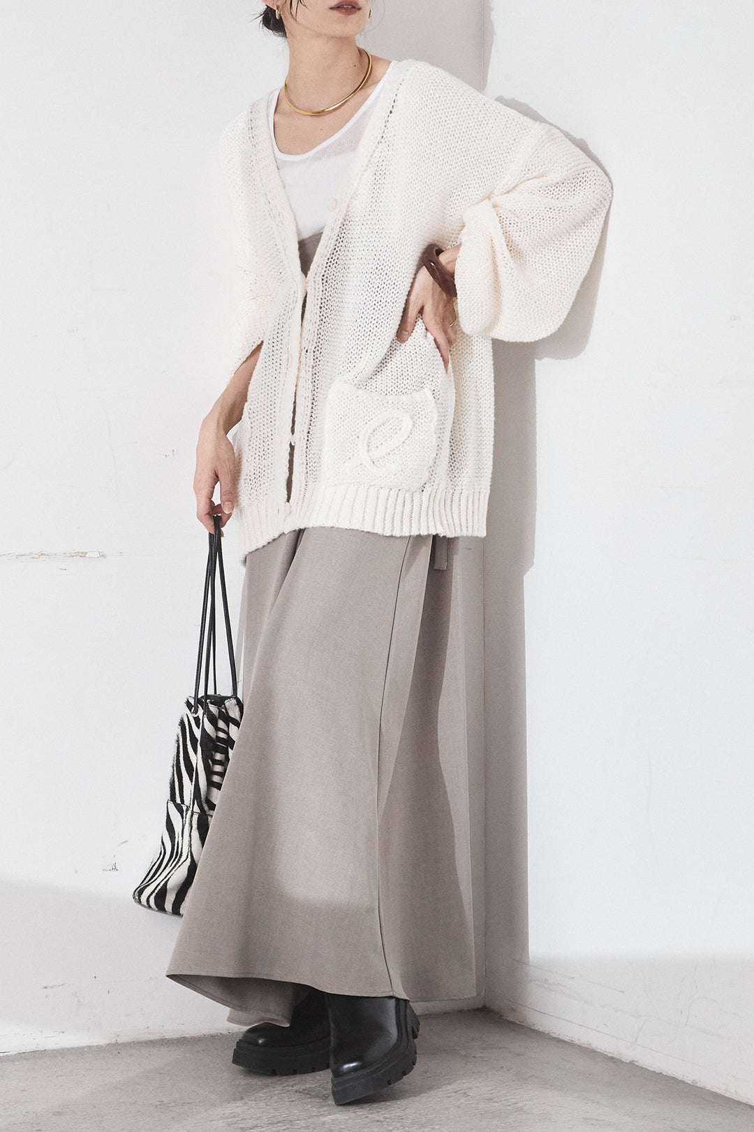 [SET]コード刺繍リラックスニットカーディガン+フレアリラックスキャミワンピース(2set)