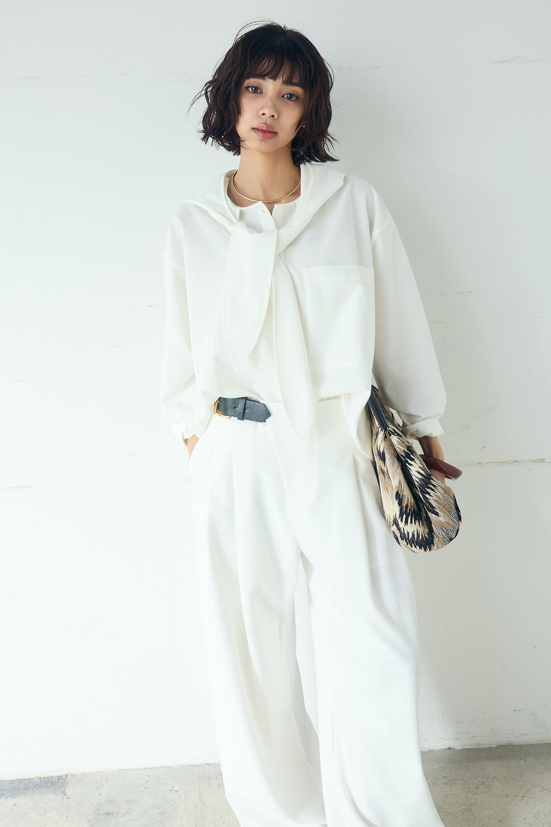 [SET]無地タイ付フーディーBIGシャツ+サイドベルトタック入りスラックス(2set)