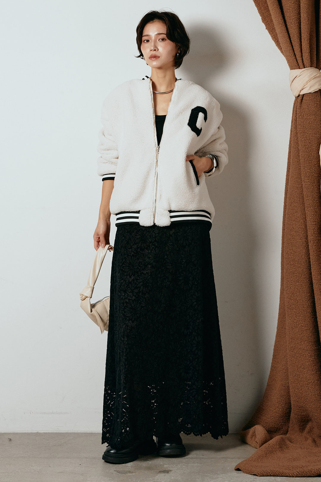 [SET]ロゴスタジャンボアブルゾン+花柄刺繍ベロアフレアスカート(2set)