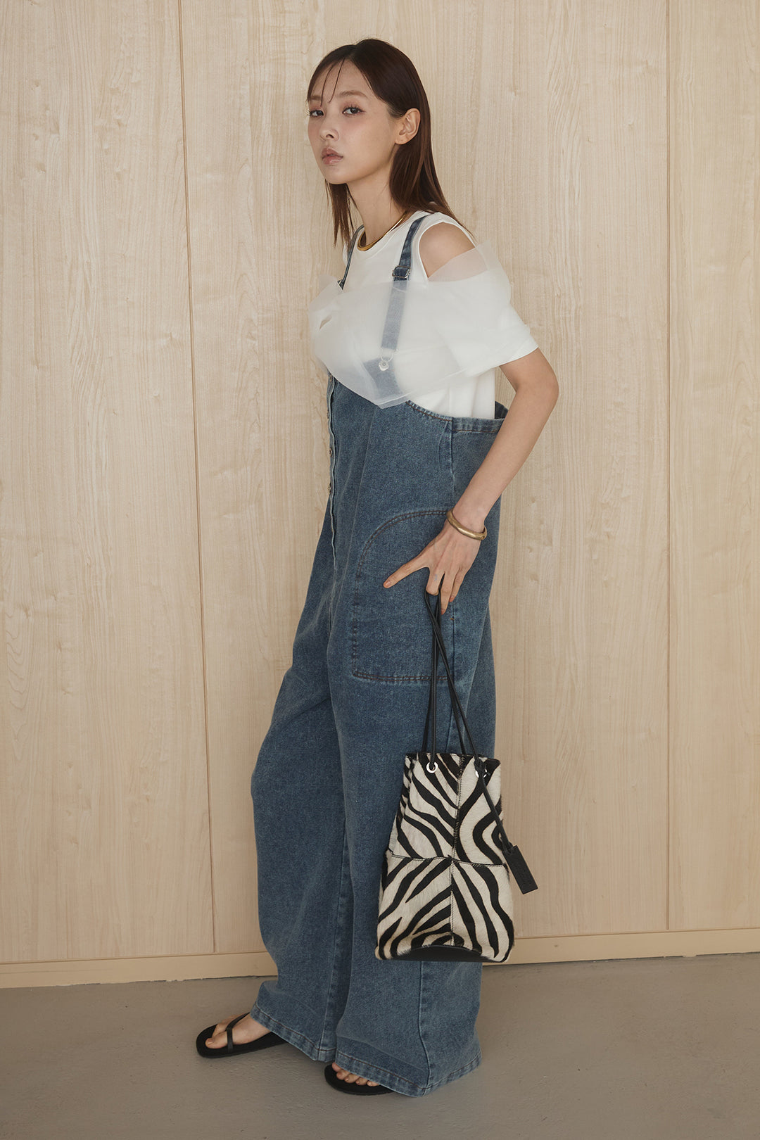 [SET]シアーレイヤーデザインカットソー+フロントボタンデニムサロペット(2set)