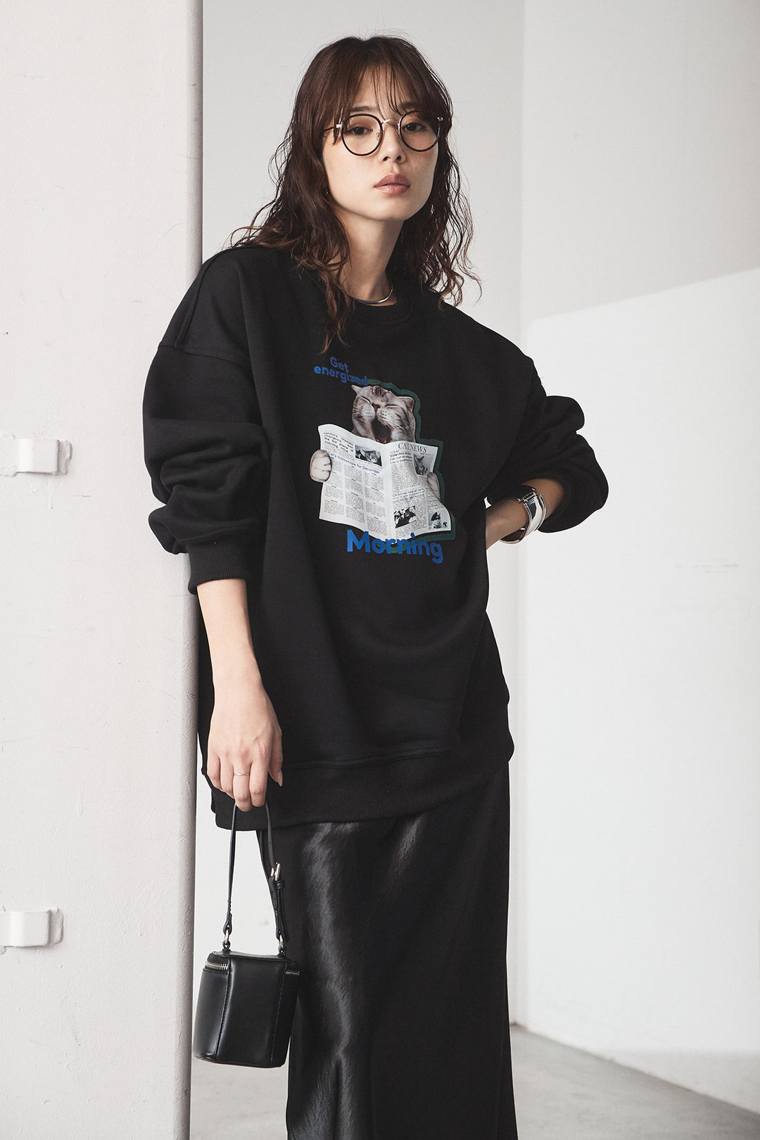 [SET]裏起毛モーニングキャットプリントスウェット+裾レースデザインサテンスカート(2set)