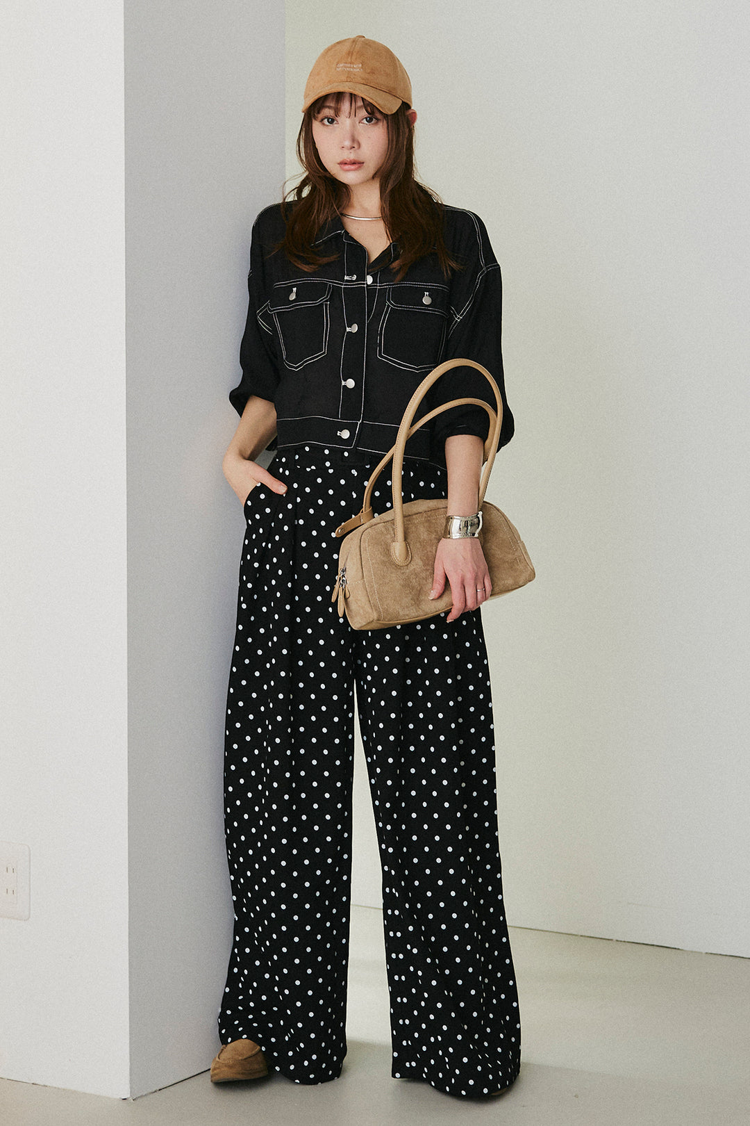 [SET]配色ステッチシアーシャツ+ベルト付きドット柄ワイドパンツ(2set)