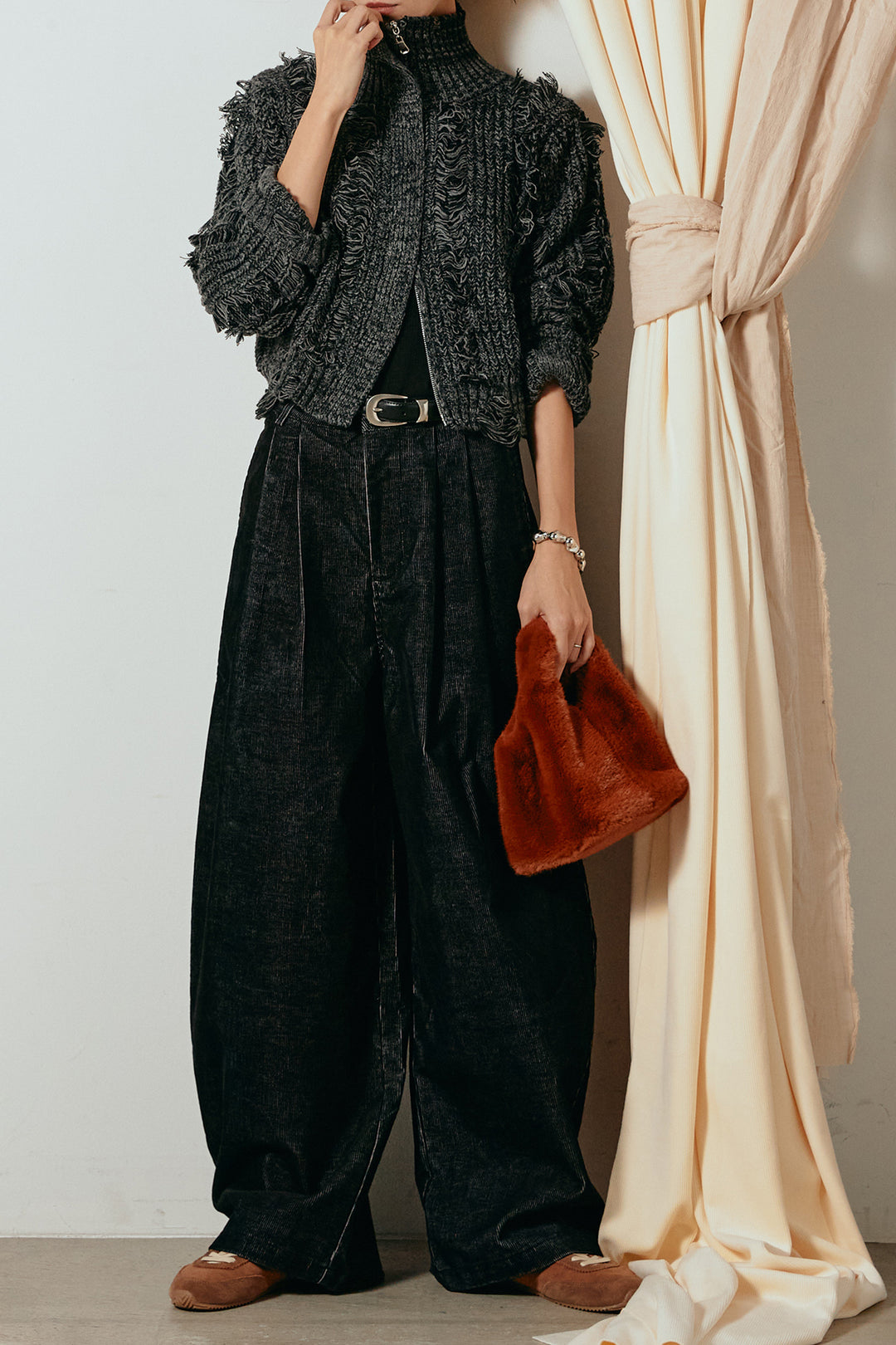 [SET]ハイネックフリンジジップニットトップス+フロントタック入りコーデュロイパンツ(2set)